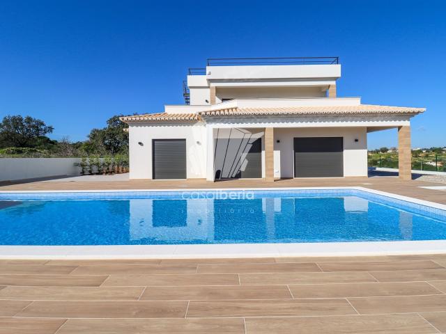 Vivenda venda em Lagoa, Faro