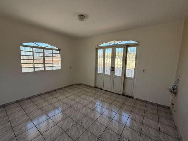 Casa venda em Região Geográfica Imediata do Distrito Federal, Região Integrada de Desenvolvimento do Distrito Federal e Entorno