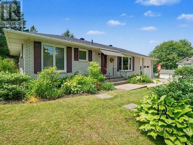 House for sale in Rideau Lakes, Ontario