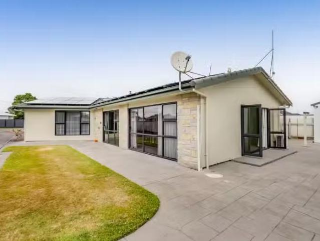 House for sale in Taranaki