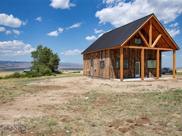 House for sale in Montana