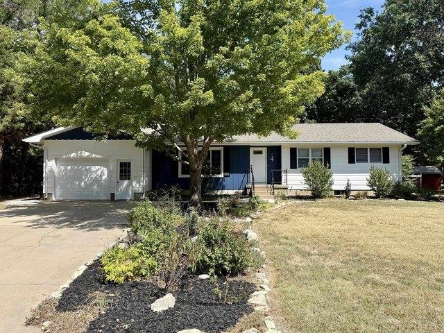 House for sale in North Newton, Harvey County
