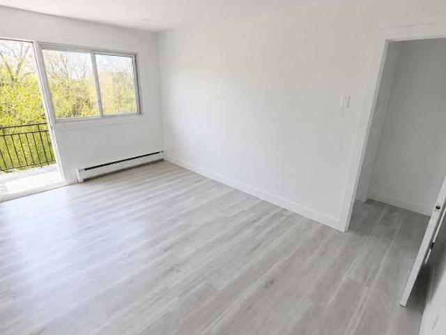 Apartment for rent in St. Leonard's, Quebec