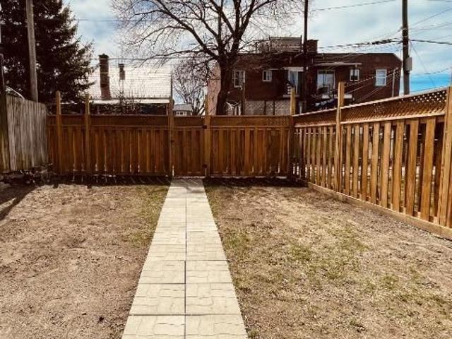 Apartment for rent in St. Leonard's, Quebec