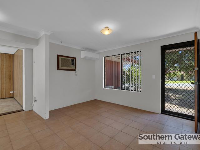 House for rent in Leda, Western Australia