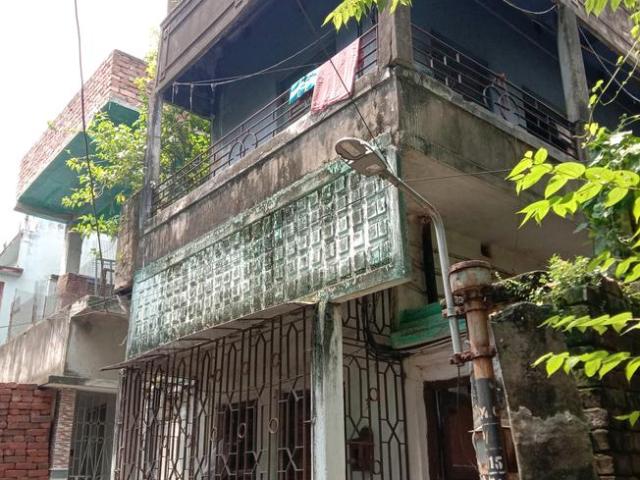 House for sale in North 24 Parganas, Baranagar