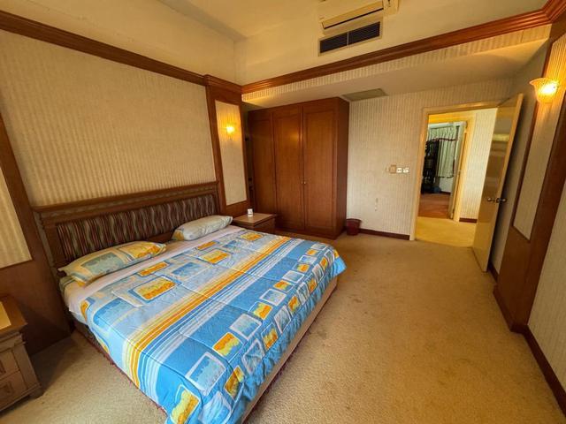 Condominium for sale in Malaka