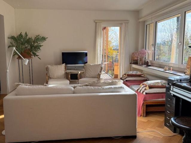 Apartment mieten in Einigen, Zürich