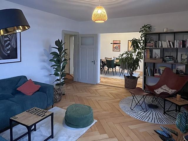 Apartment mieten in Einigen, Zürich