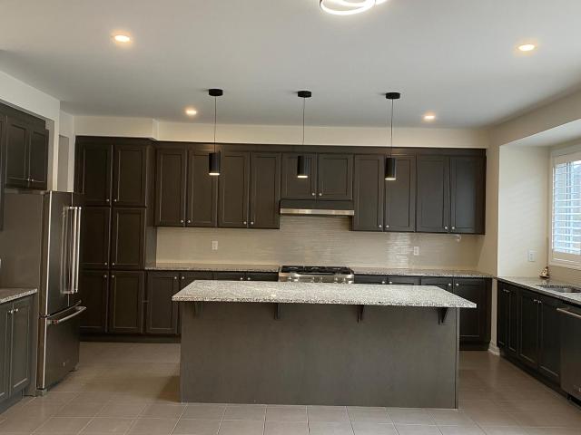 House for rent in Oakville, Ontario