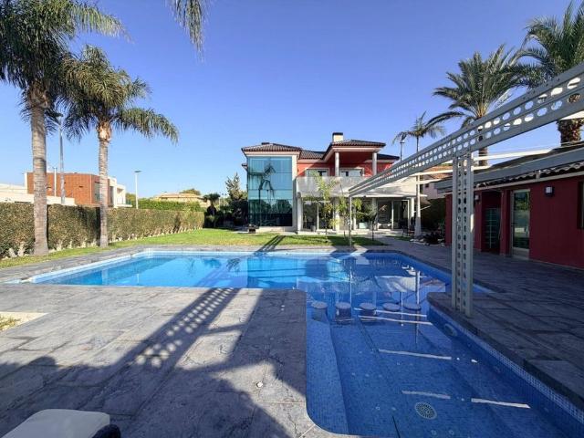 Casa en alquiler en el Raval de Santa Teresa, el Baix Vinalopó