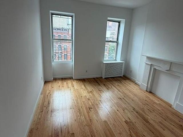 Apartment for rent in Arverne, New York