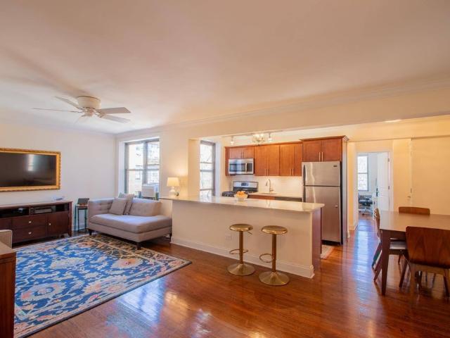 Apartment for sale in Hudson, New Jersey