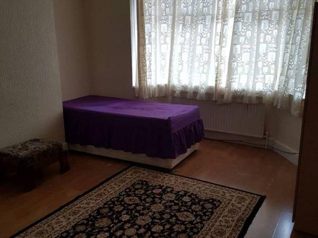 House for rent in Plaistow, Greater London