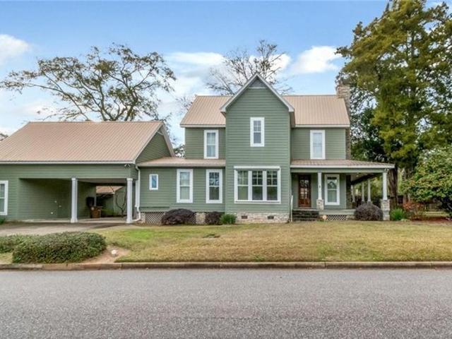 House for sale in Mobile, Alabama