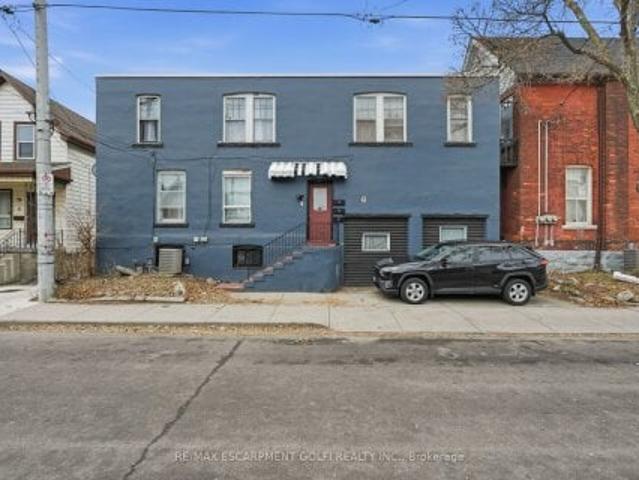 House for sale in Ancaster, Ontario