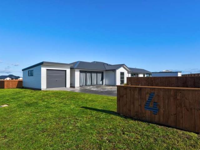 House for sale in Waverley, Taranaki