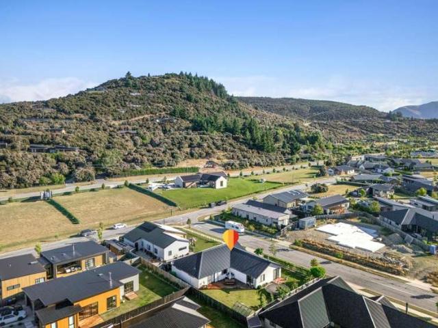 House for sale in Otakou