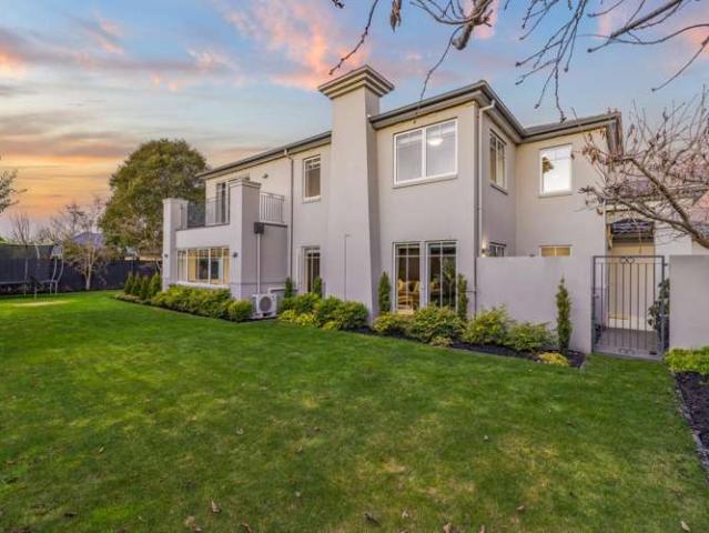 House for sale in Canterbury
