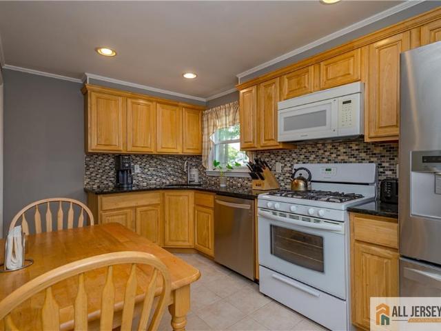 House for sale in Middlesex, New Jersey