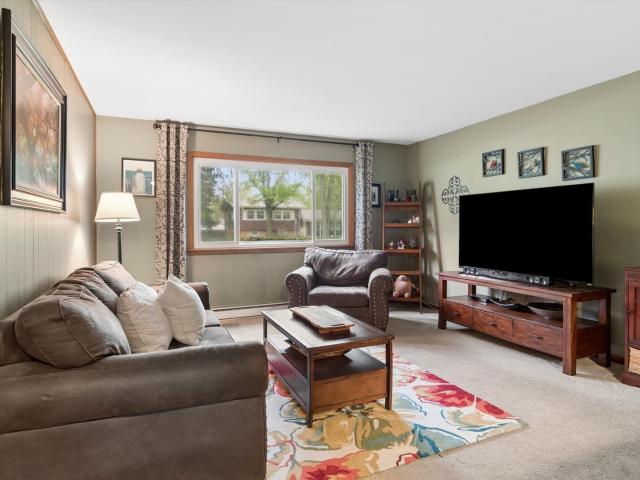 House for sale in North Aurora, Illinois