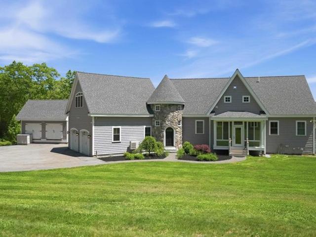 House for sale in New Hampshire