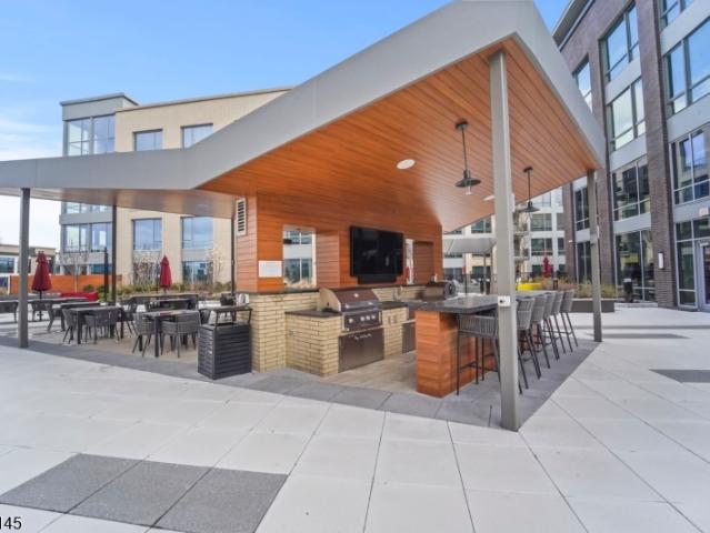 Townhouse for sale in Union, New Jersey