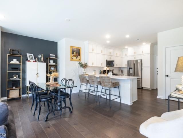 Townhouse for sale in Union, New Jersey