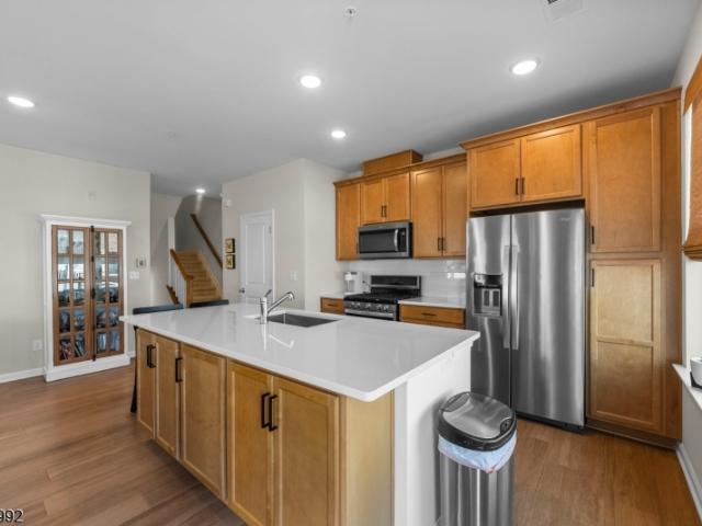 Townhouse for sale in Union, New Jersey