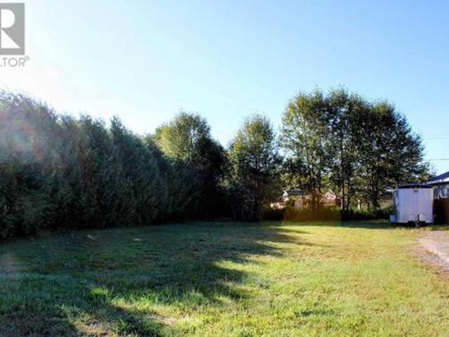 Land for sale in Manitouwadge, Ontario