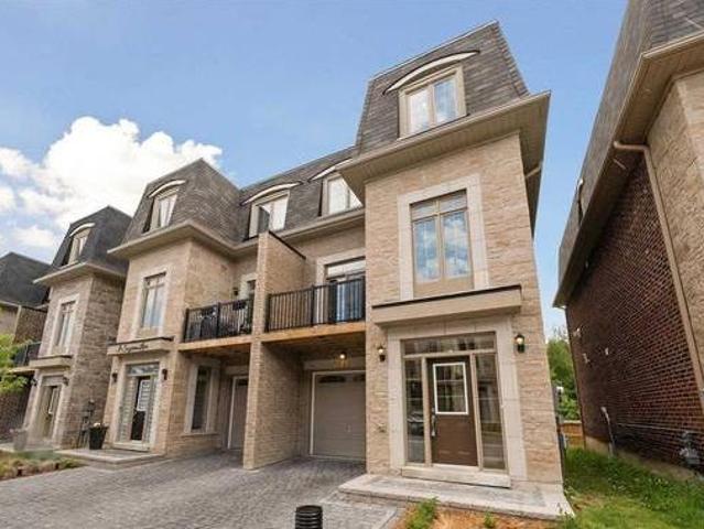 House for rent in Ajax