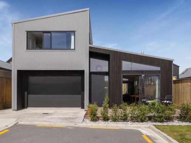 House for sale in Otakou