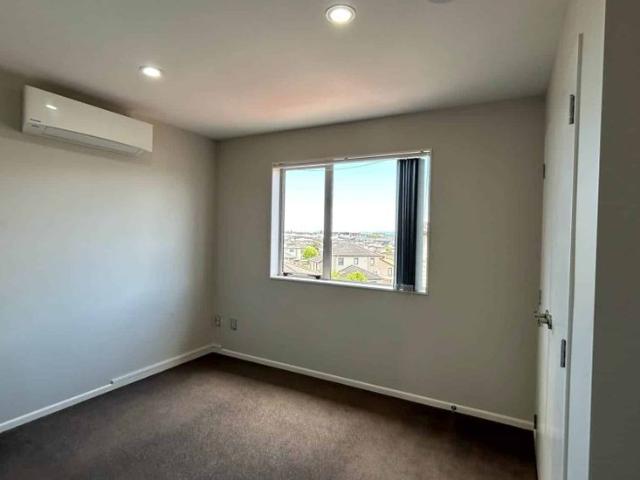 House for rent in Howick, Oroua County