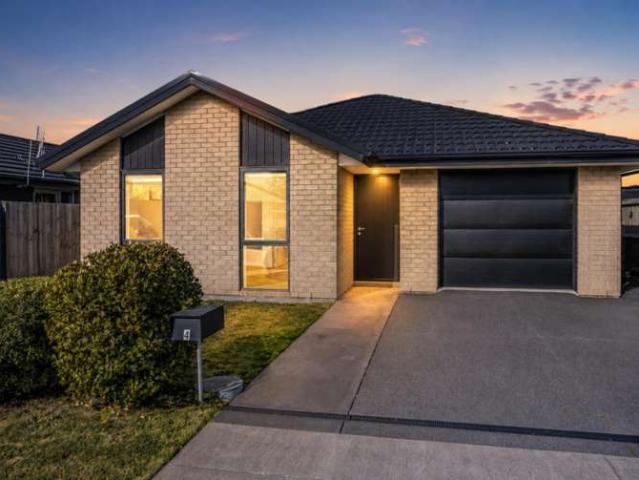 Property for sale in Woodend, Canterbury