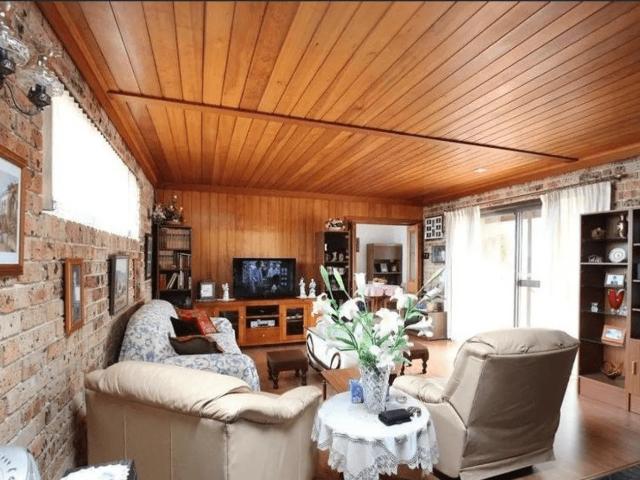House for rent in Lurnea, Sydney