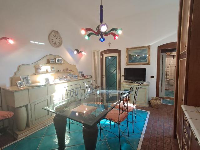 Villa Indipendente in affitto a Bellaria, Pontedera