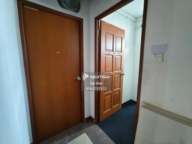 Shop for sale in Kuching