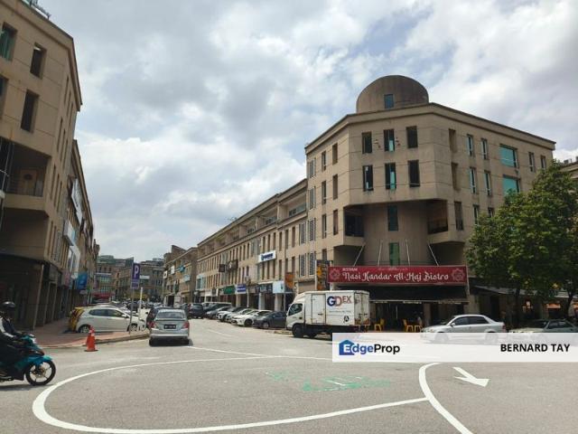 Shop for sale in Petaling, Damansara Damai
