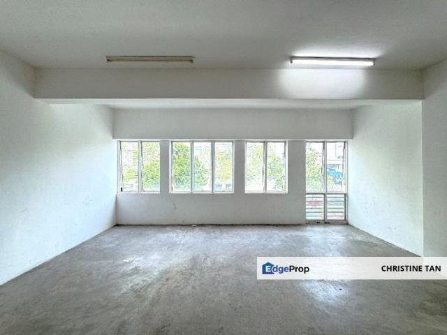 Shop for sale in Petaling, Damansara Damai