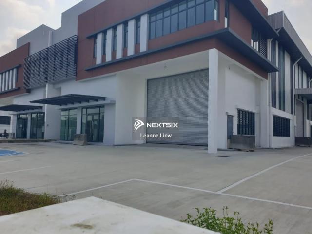 Shop for sale in Johor