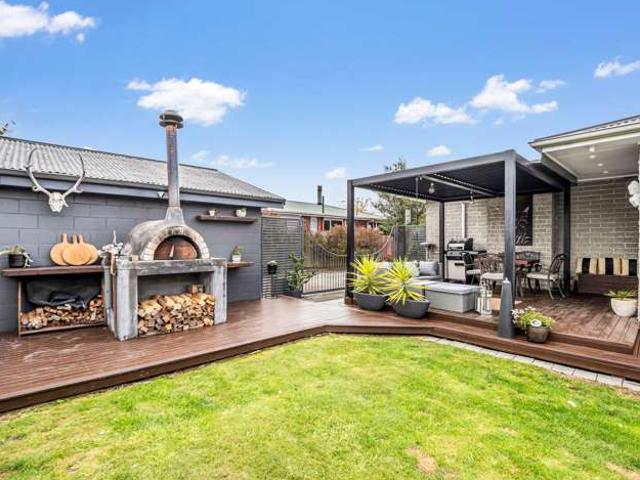 House for sale in Casebrook, Canterbury