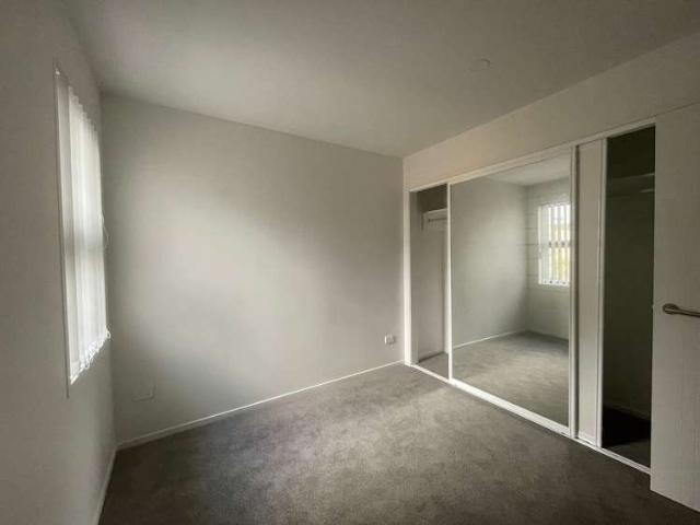 Townhouse for rent in Howick, Oroua County