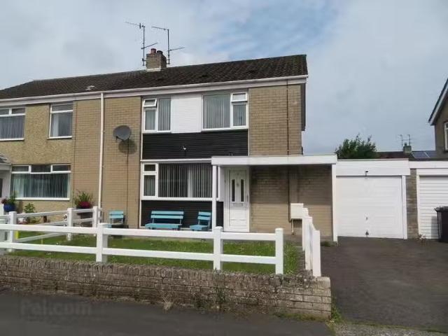 House for sale in Corry, Connacht