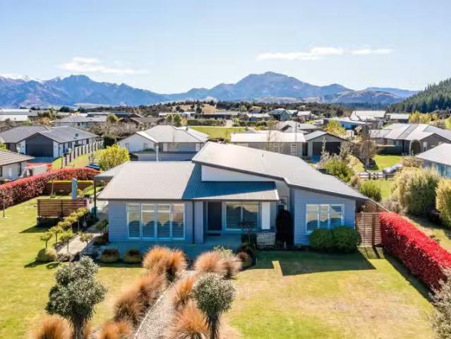 House for sale in Otakou