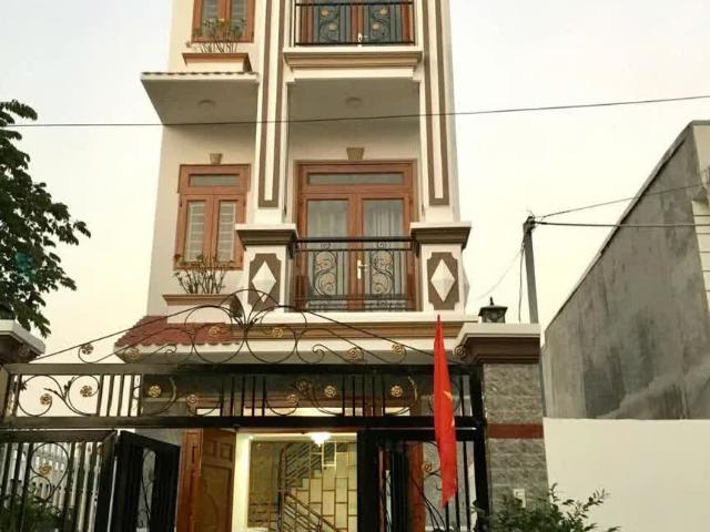 Nhà bán tại Khuôn viên UBND Thành phố Hồ Chí Minh, Thành phố Hồ Chí Minh
