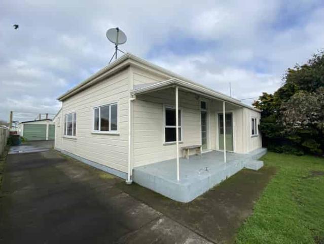 House for rent in Taranaki