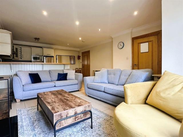 House to rent in Salthill, Gaillimh
