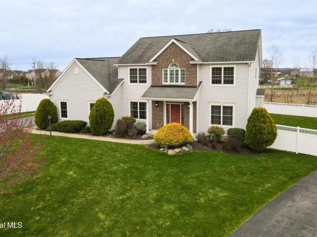 House for sale in Colonie, New York