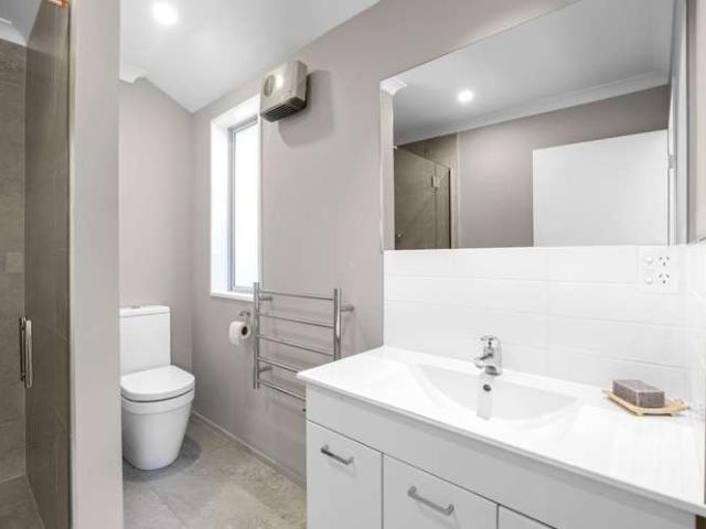 House for sale in Chaslands, Canterbury
