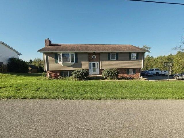 House for sale in Wheeling, Ohio County
